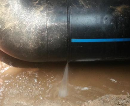 浉河楼顶渗水维修公司为大家分享下浉河卫生间漏水维修修补技术!